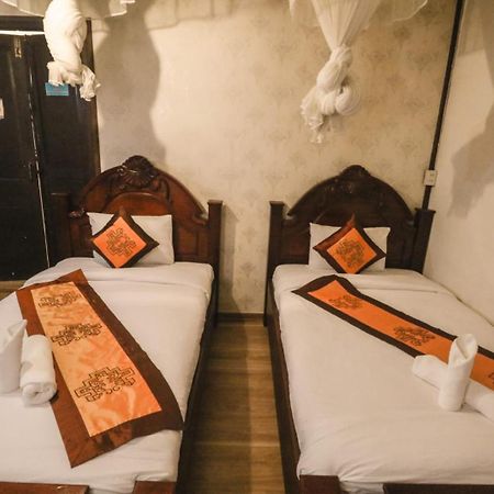 Ananta Hotel Luangprabang Extérieur photo