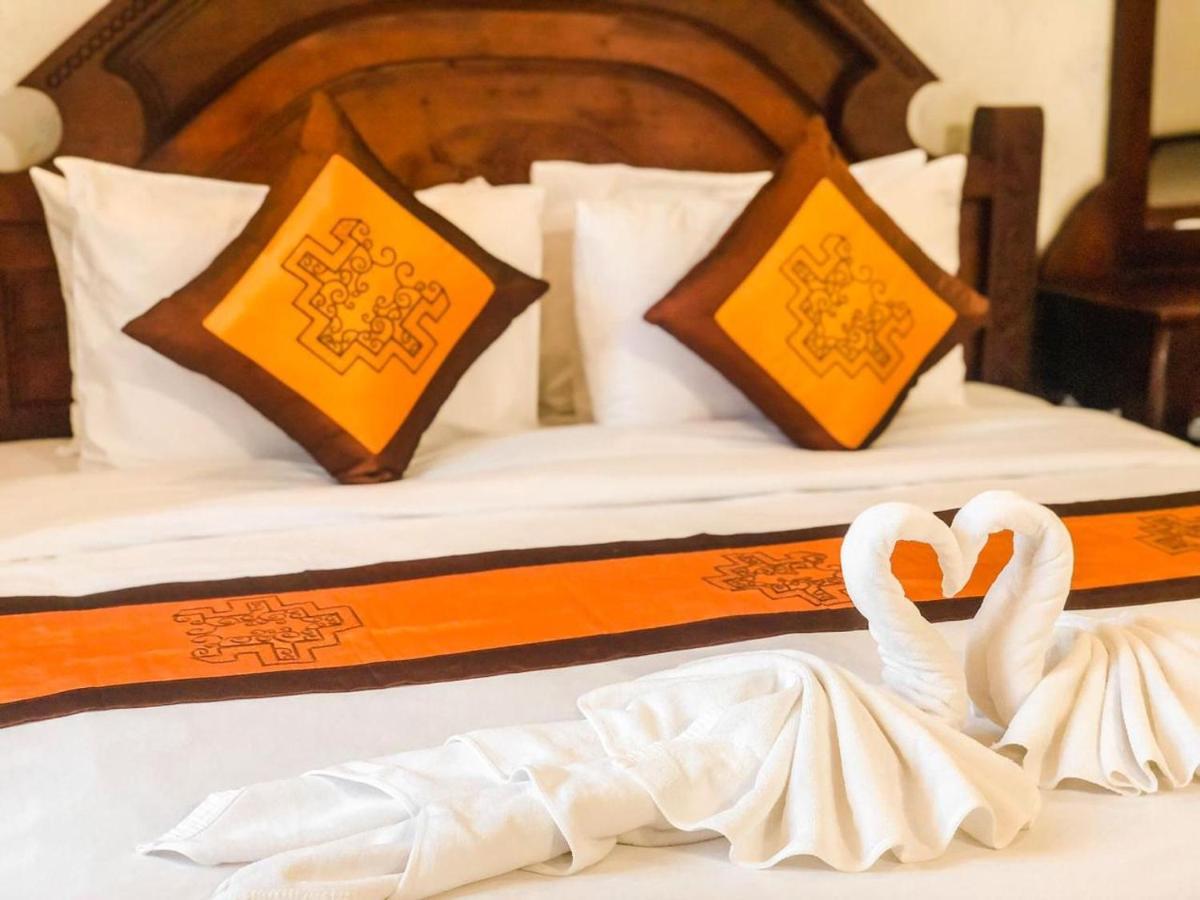 Ananta Hotel Luangprabang Extérieur photo